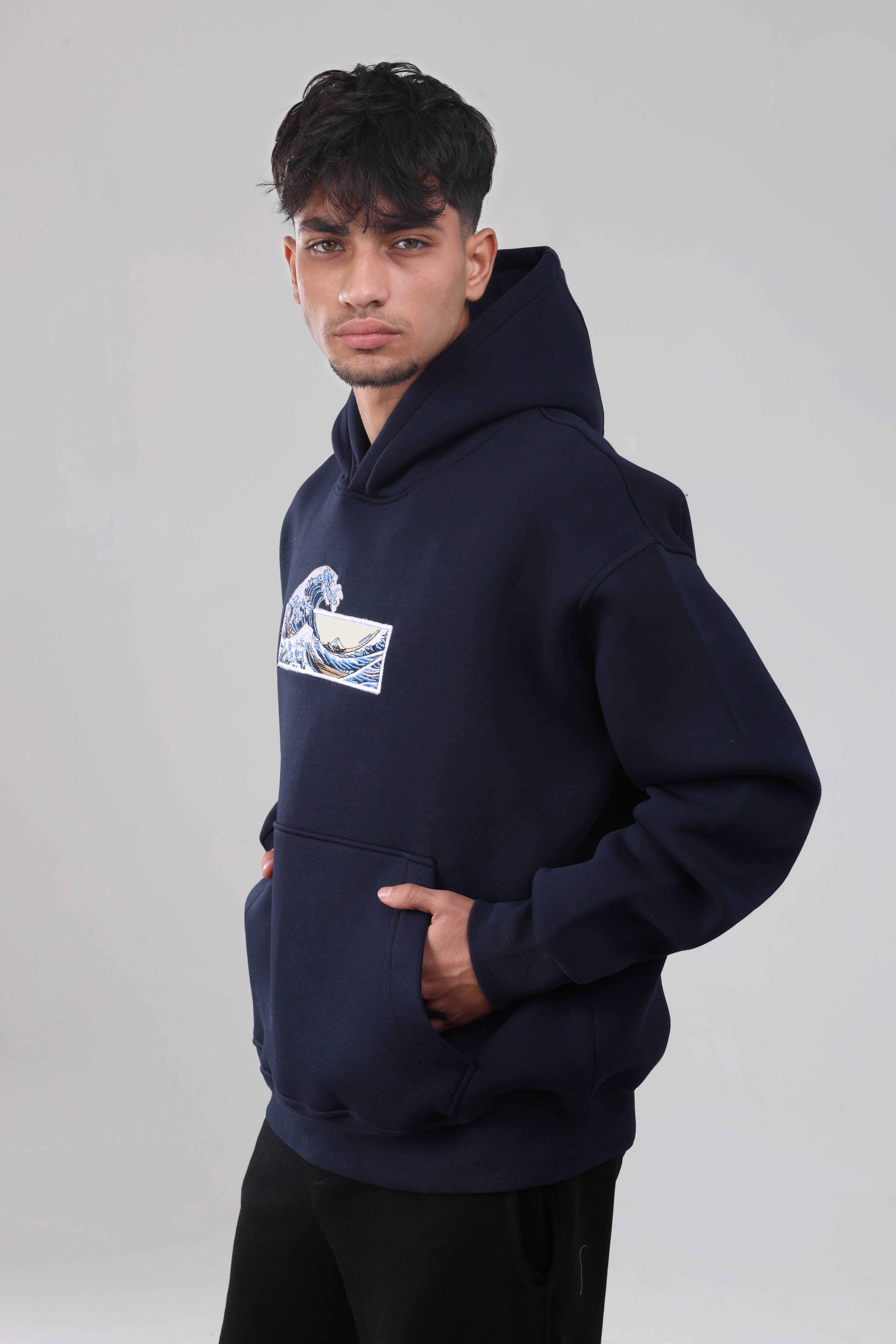 " The Great Wave Off Kanagwa " (Navy)