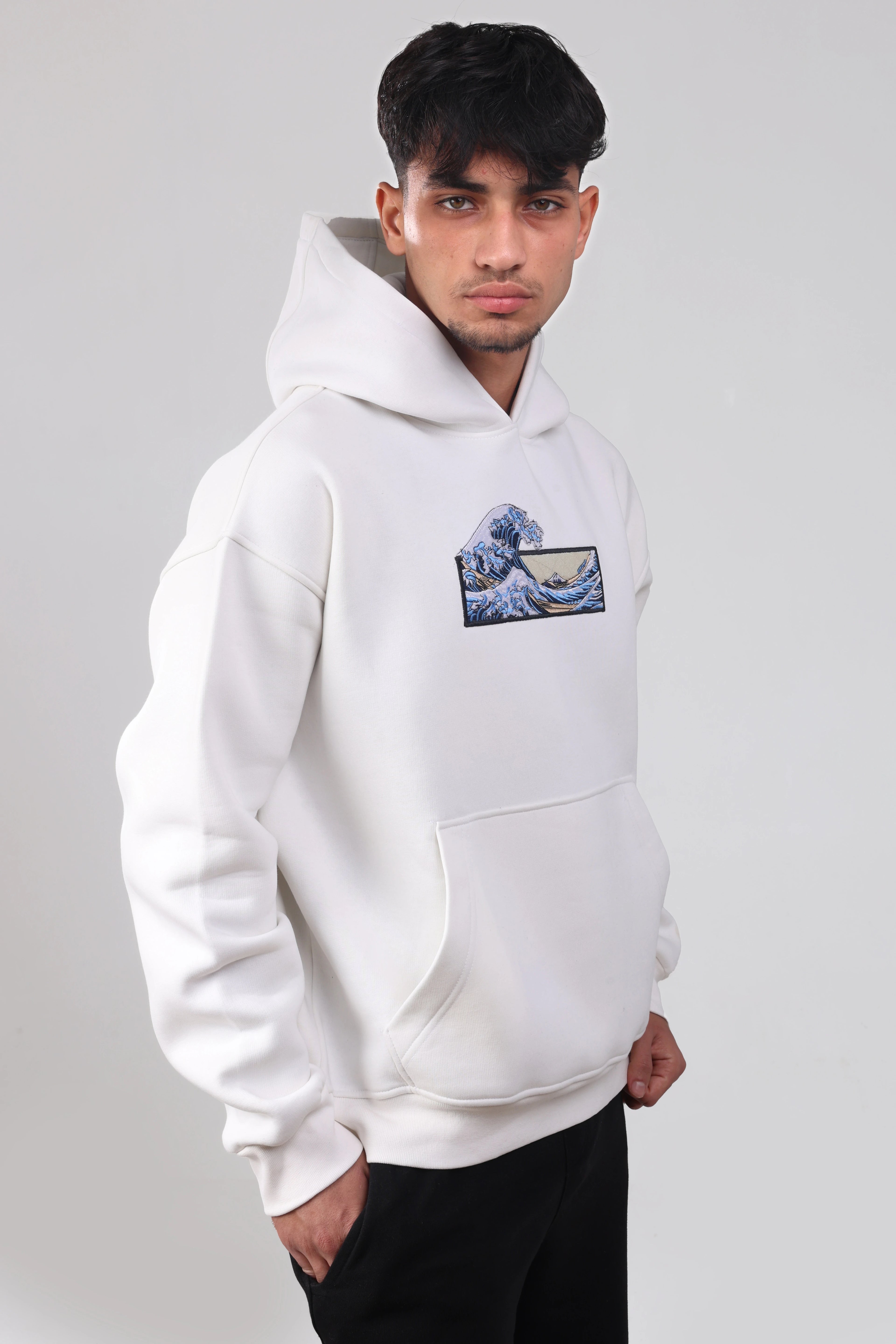 " The Great Wave Off Kanagwa " (White)